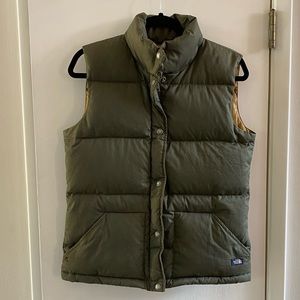Northface womens puffer puffy vest green size small